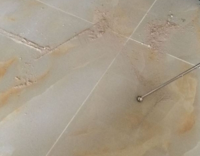 林州瓷砖空鼓维修公司分享粘合剂选择不当在瓷砖铺贴过程中可能导致以下问题